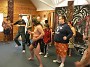 5.37- Apprentissage du haka aux touristes